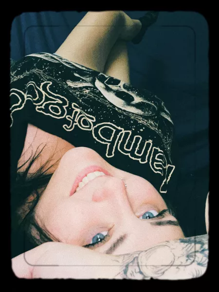 I make metal tees look sooo good ππ€π€