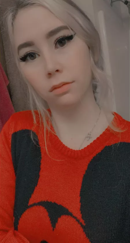 I may have a bad mouth but I can do great things with it 😈🖤