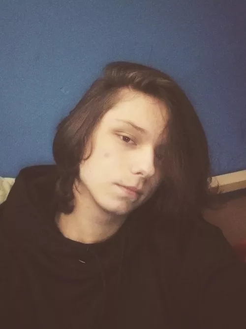 I may not be as pretty as some of the people here, but I'm trying TwT