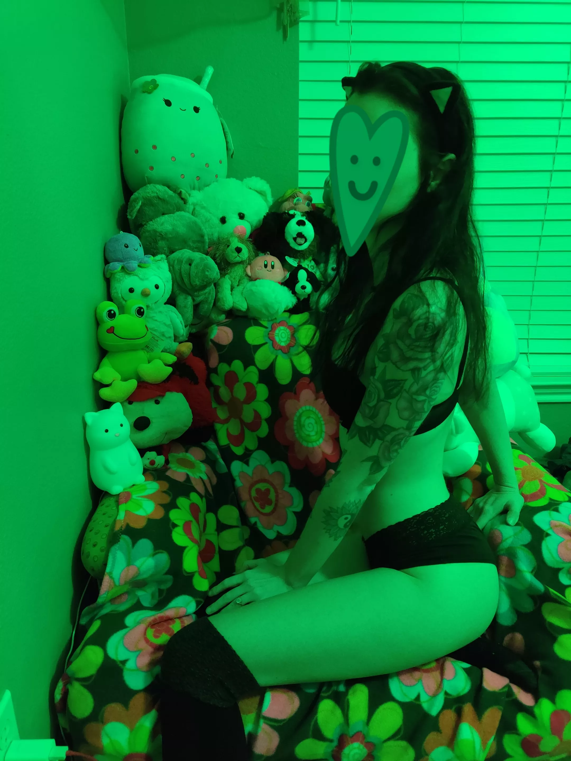 I miss Sir so much when he's at work 🥺 but my stuffie mountain keeps me company