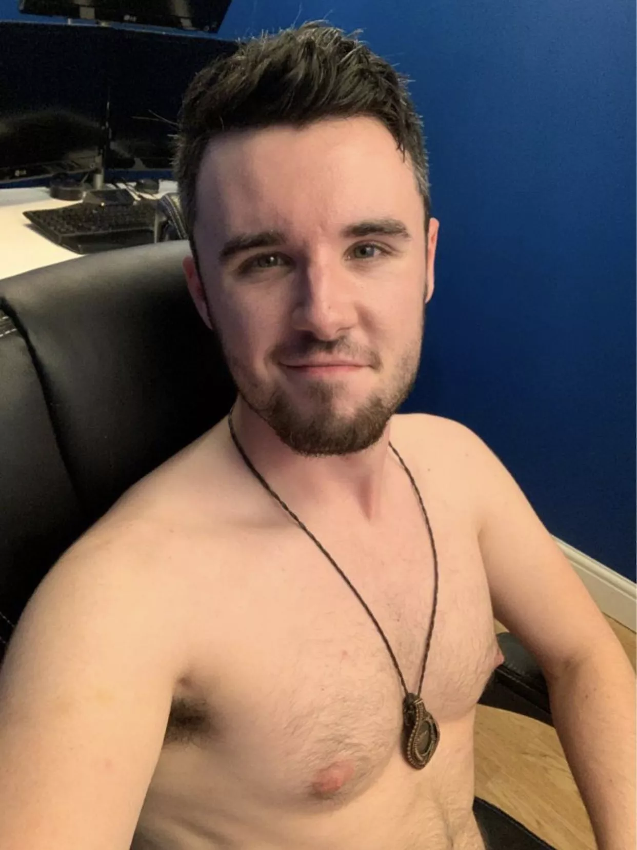 I need a new game. What are you guys playing? I need a new game. What are you guys playing?