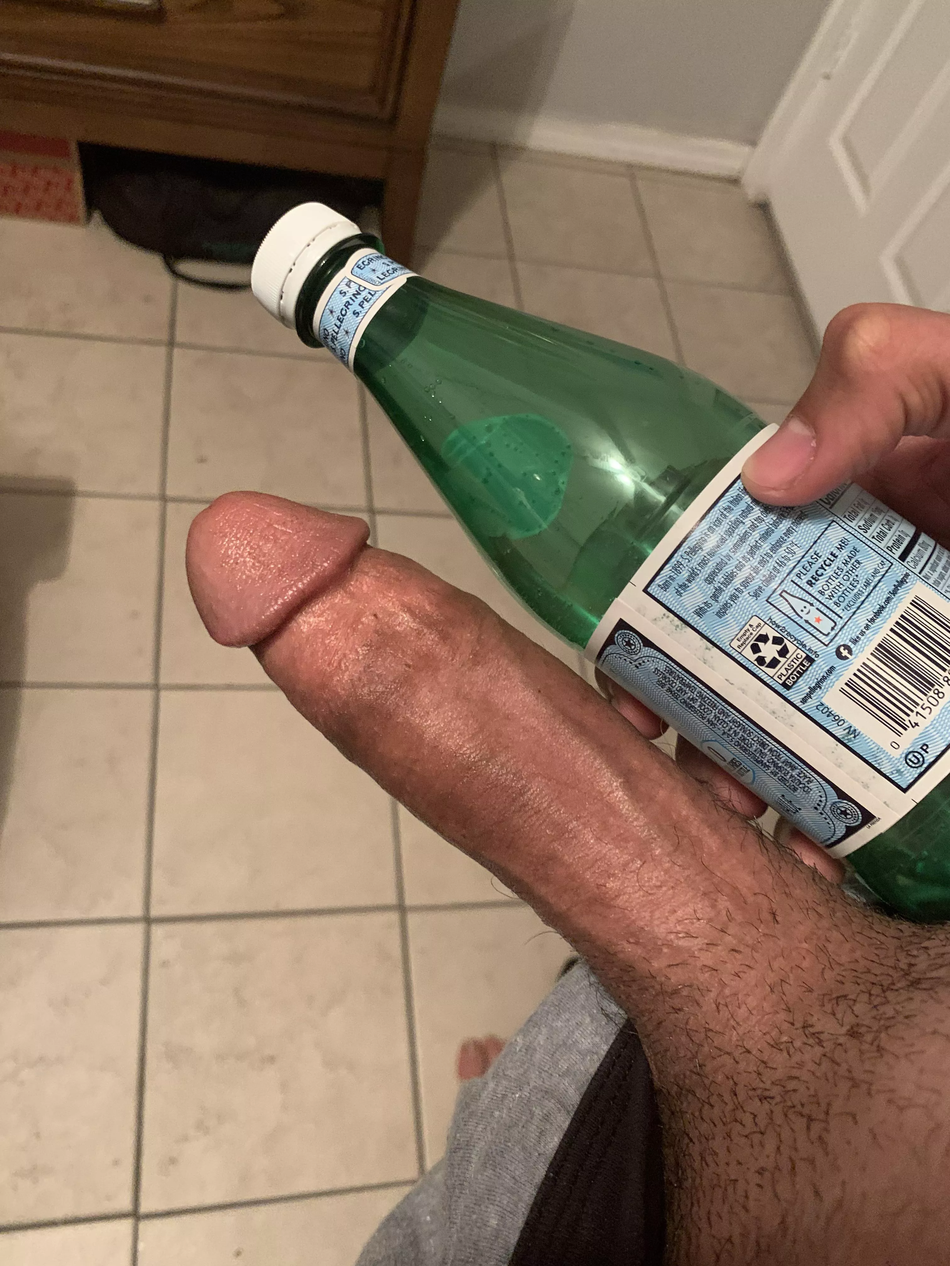 I need a warm throat rn 🥵