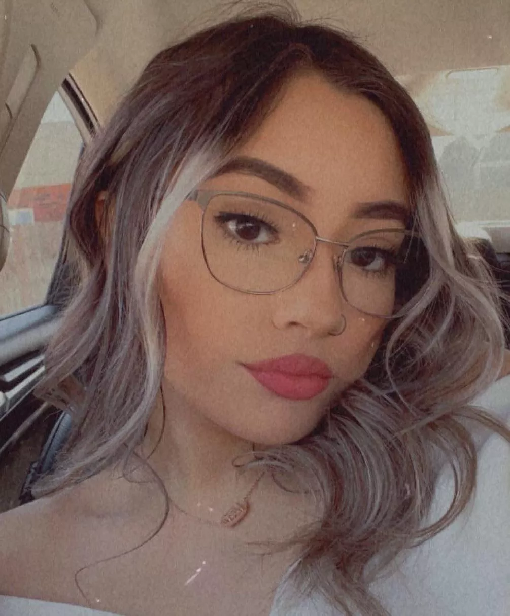 i need cocktribs on my irl friend. kik: ineedtribss1