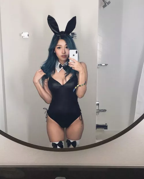 I need Hyoon in this bunnysuit and on my lap