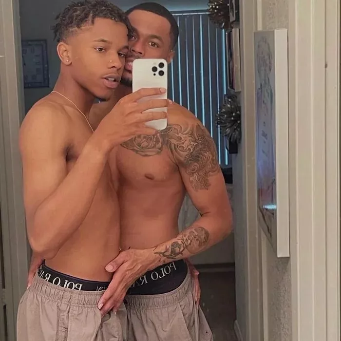 I need me some love and nice camera poses