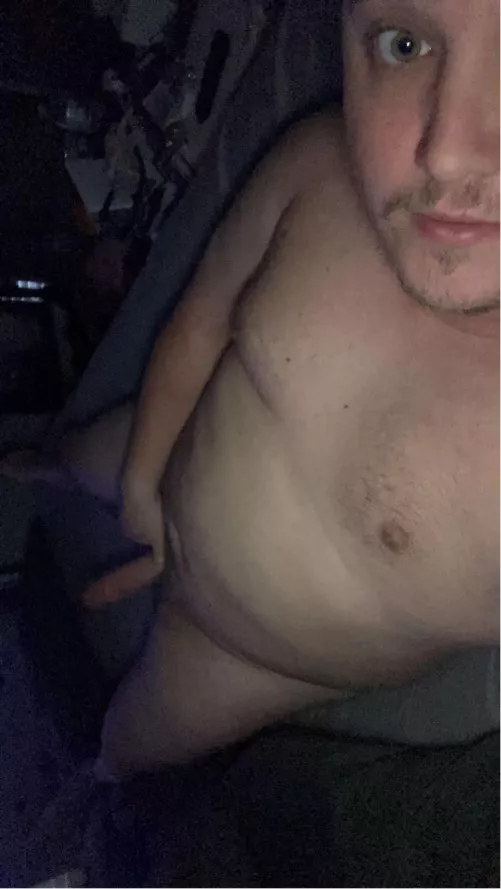 I need some company, who would help me out 😏