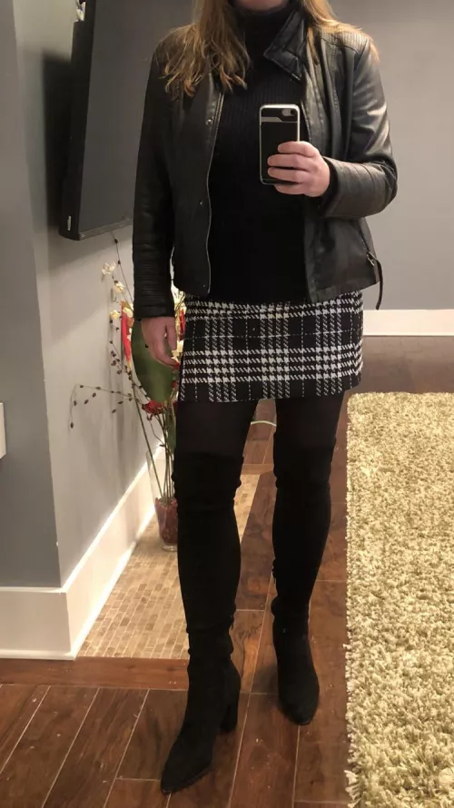 I need some one to fuck my husband