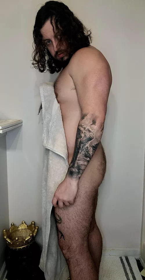 I need someone to hold my towel ASAP. NSFW