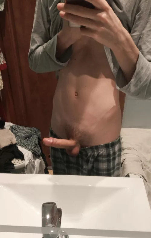 I need to get rid of my morning wood before school ๐