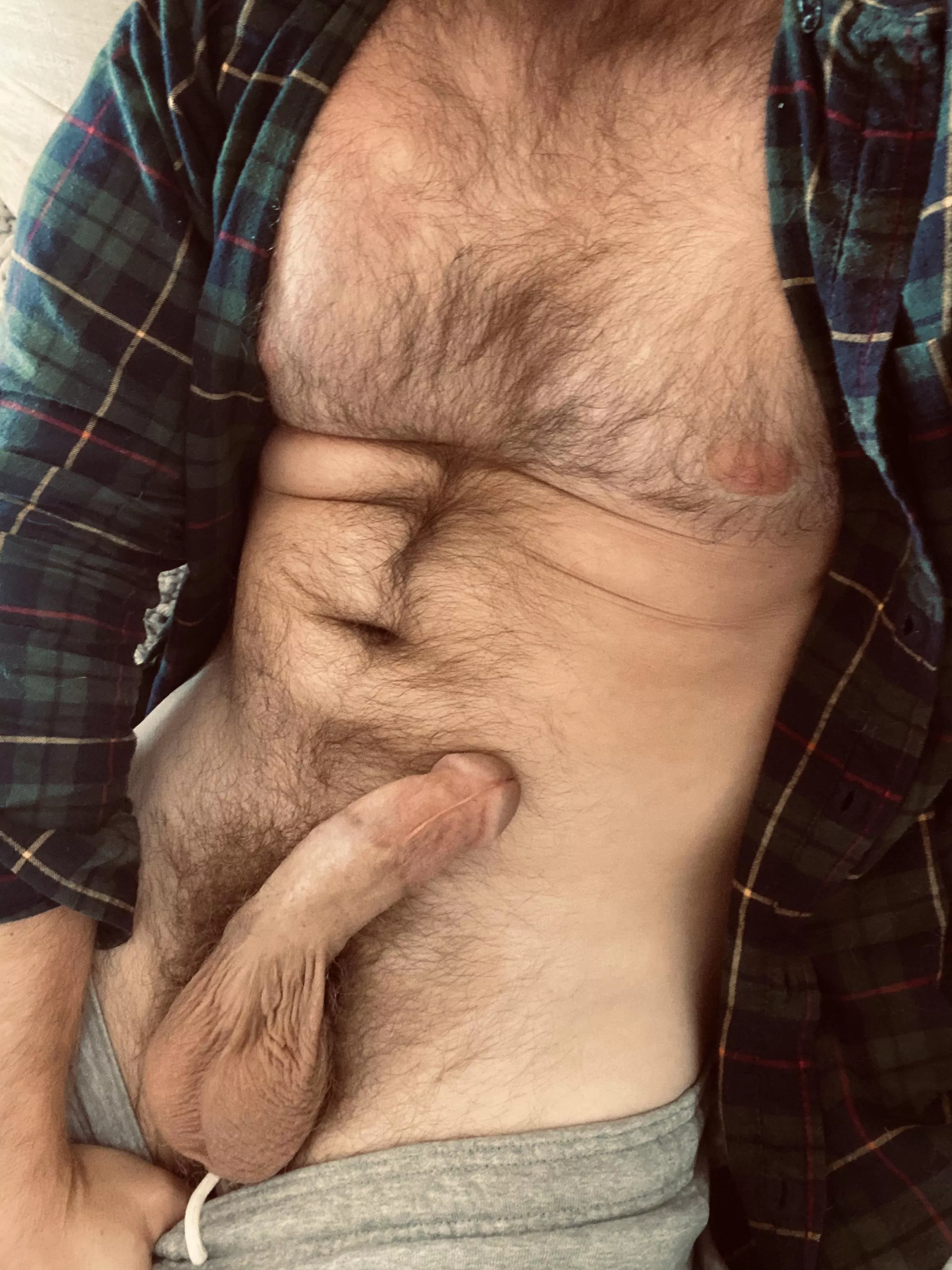 I need to get this thick cock off. Anyone wanna help? 😏💦