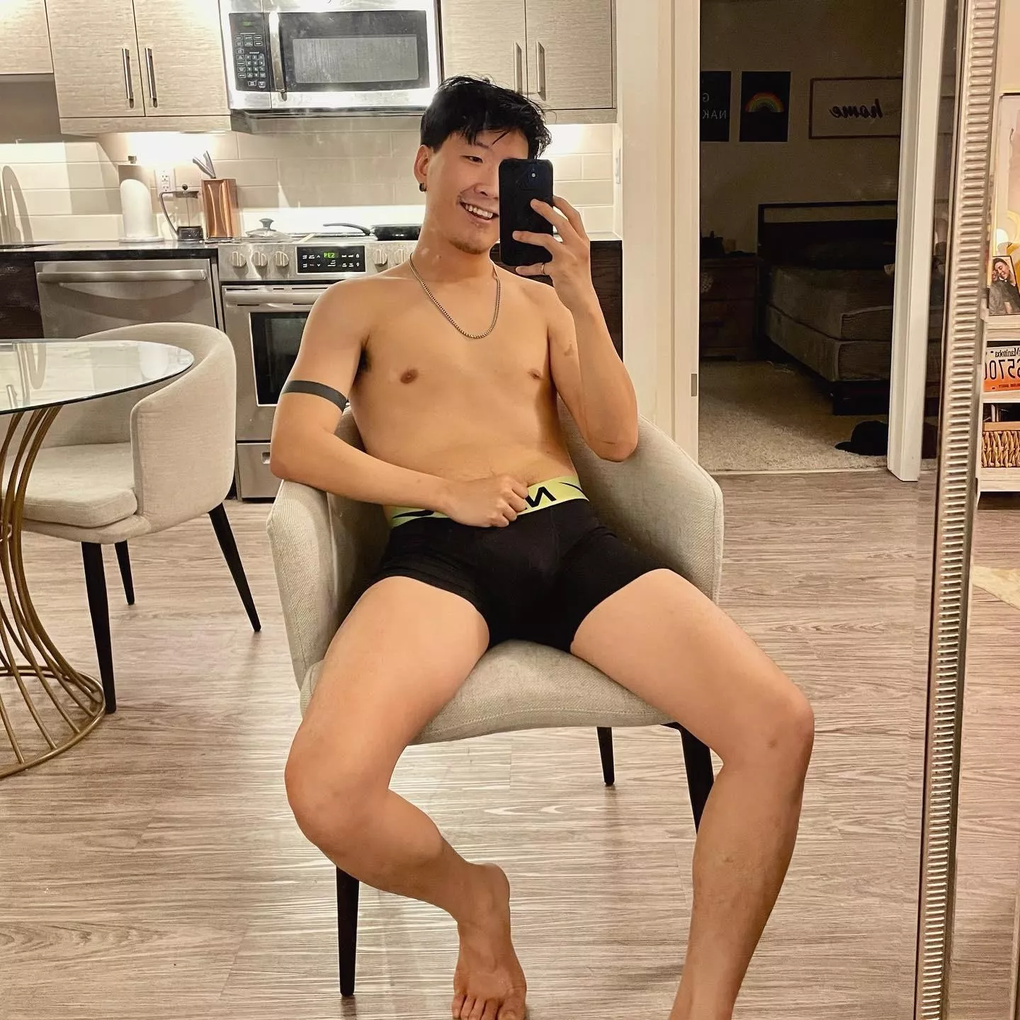 I need to go to bed but I don’t really wanna lol 🇰🇷 I need to go to bed but I don’t really wanna lol 🇰🇷