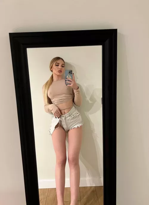 I need your head between my thighs, now please