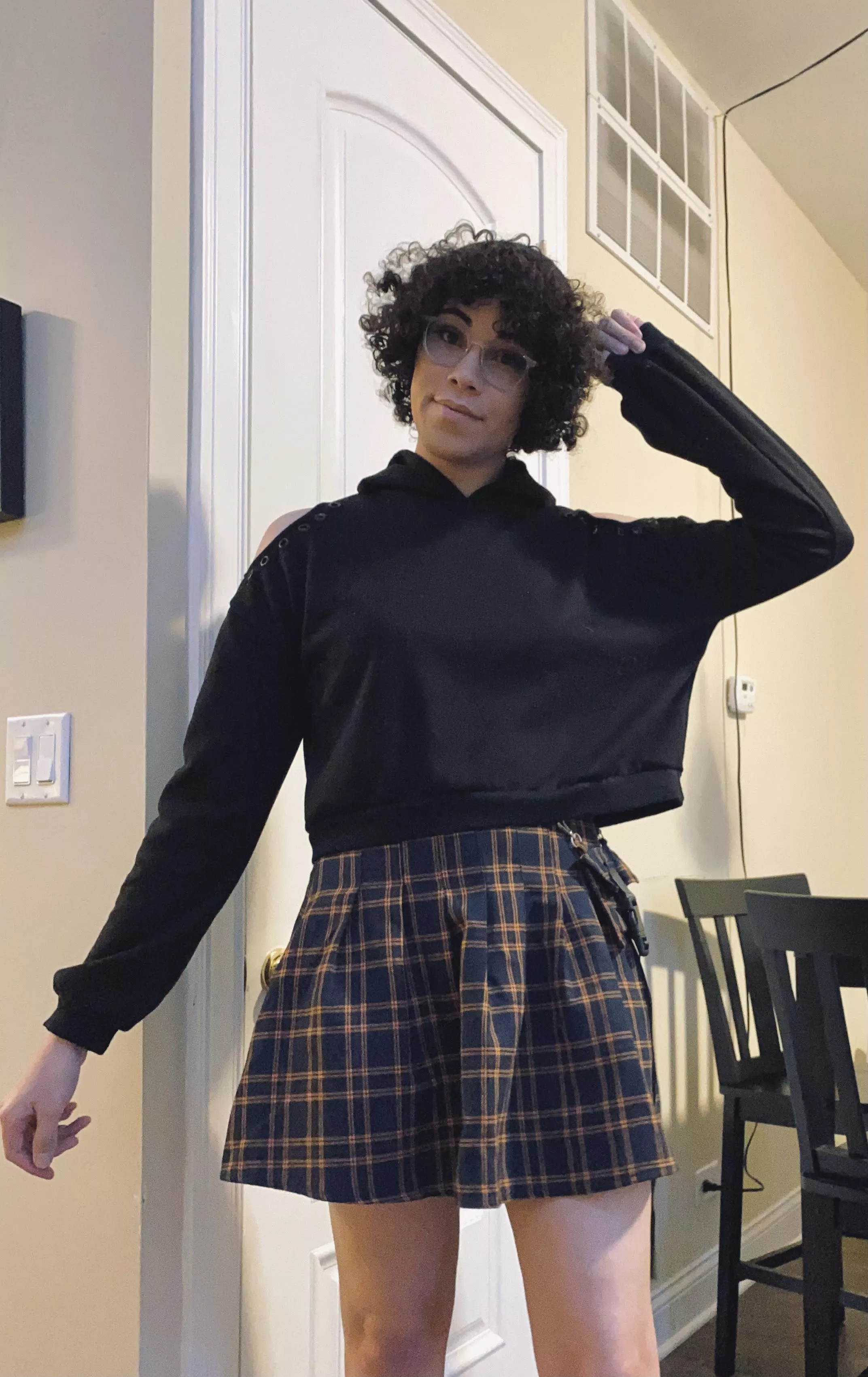 I never post with my natural hair but I was feeling it today 😅