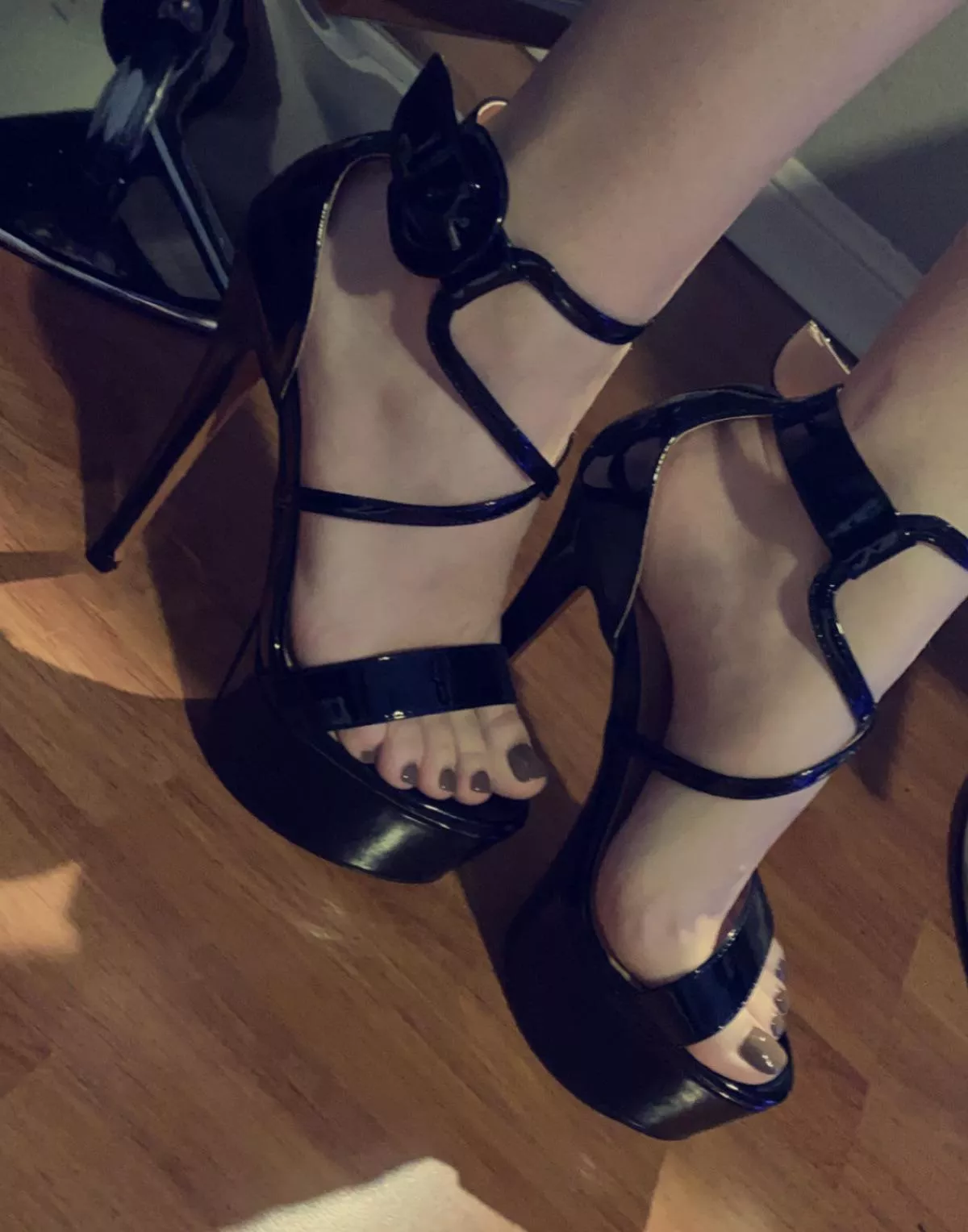 I never wanna take them off 🖤