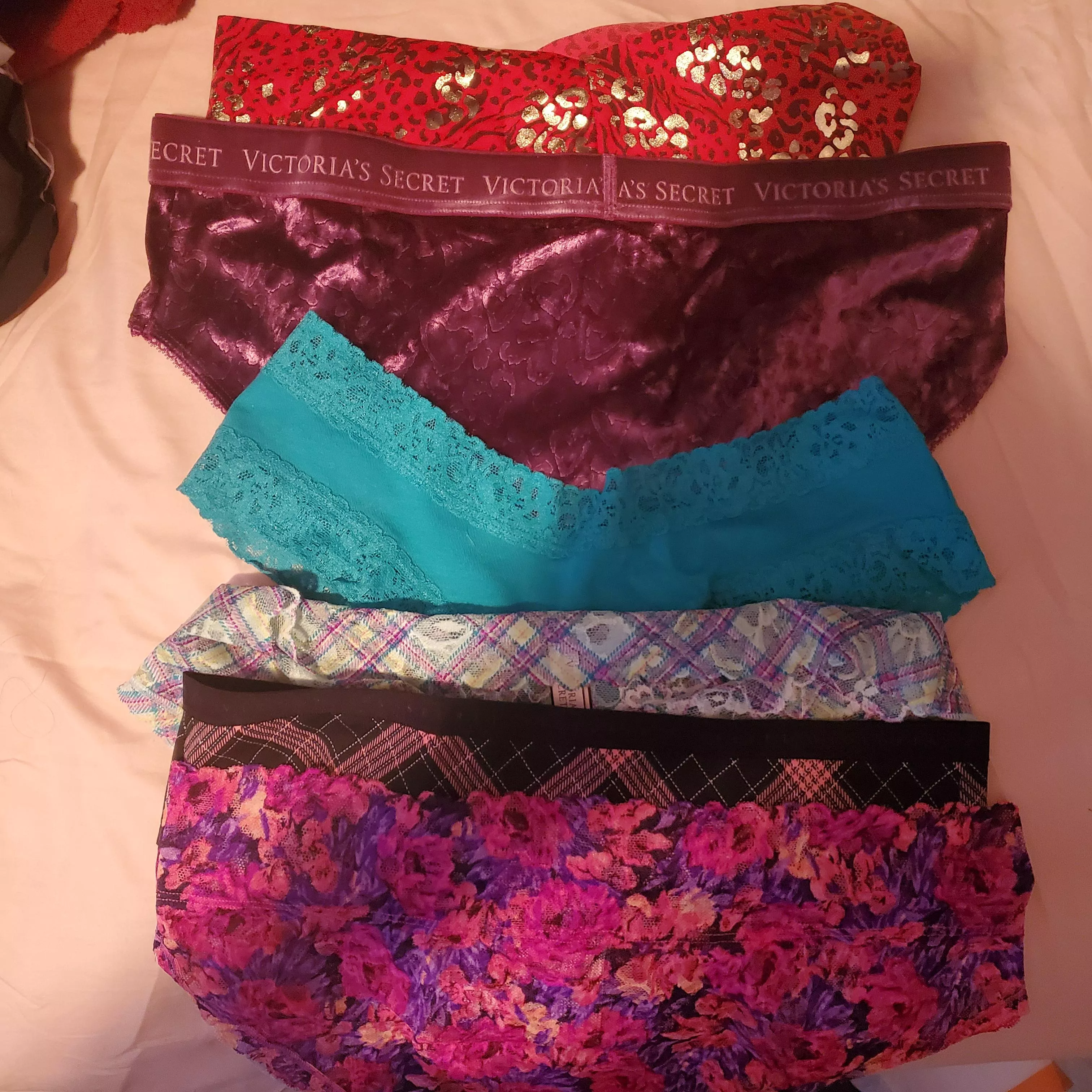 I officially only own VS or PINK panties now. I threw out my last pair of boxers today. I officially only own VS or PINK panties now. I threw out my last pair of boxers today.