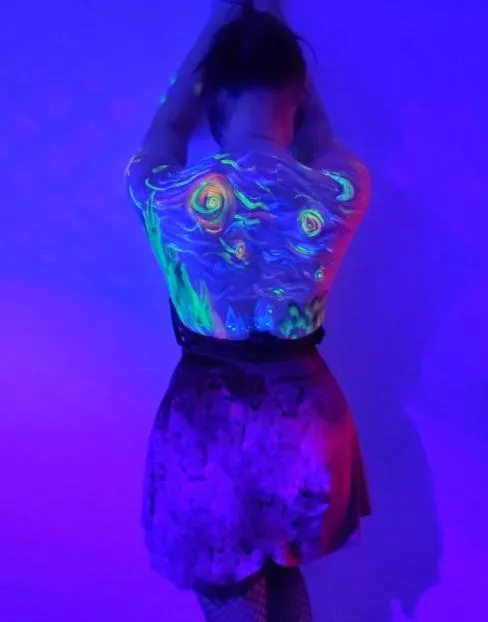 I painted a thing for a party!