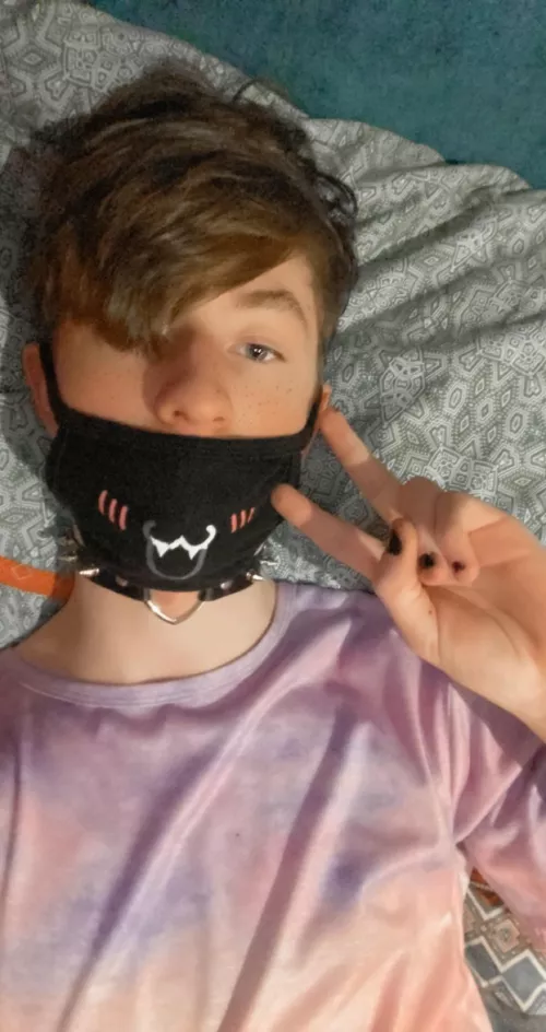 I painted my nails for the first time and I LOVE IT EEEEE 🥰