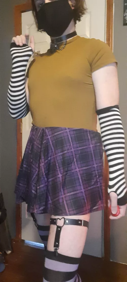 I put a whole new outfit together today, what do you think?