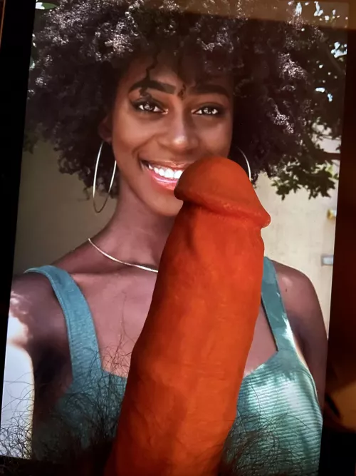 I rarely get to cock black girls, let alone such beautiful ones 🥵