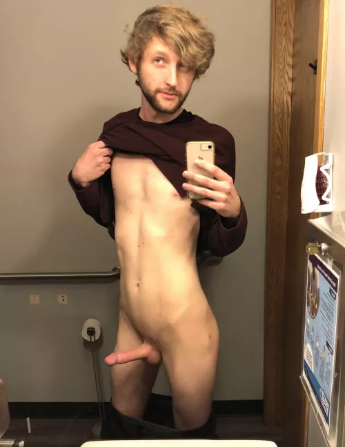 I really could use a Twink boyfriend to love on right about now