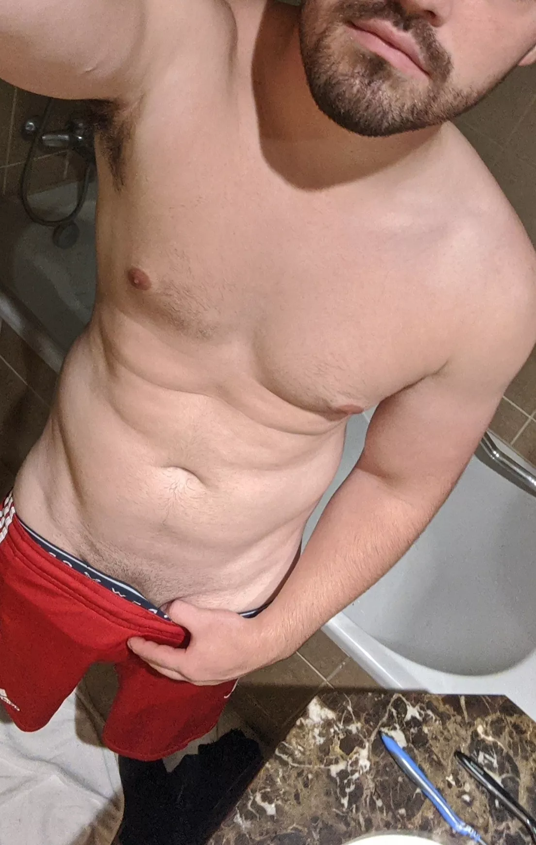 I see(m) to get horny and all my clothes just fall off π I see(m) to get horny and all my clothes just fall off π
