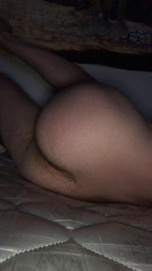 I send you all my saved and you post here? Will even make custom pics