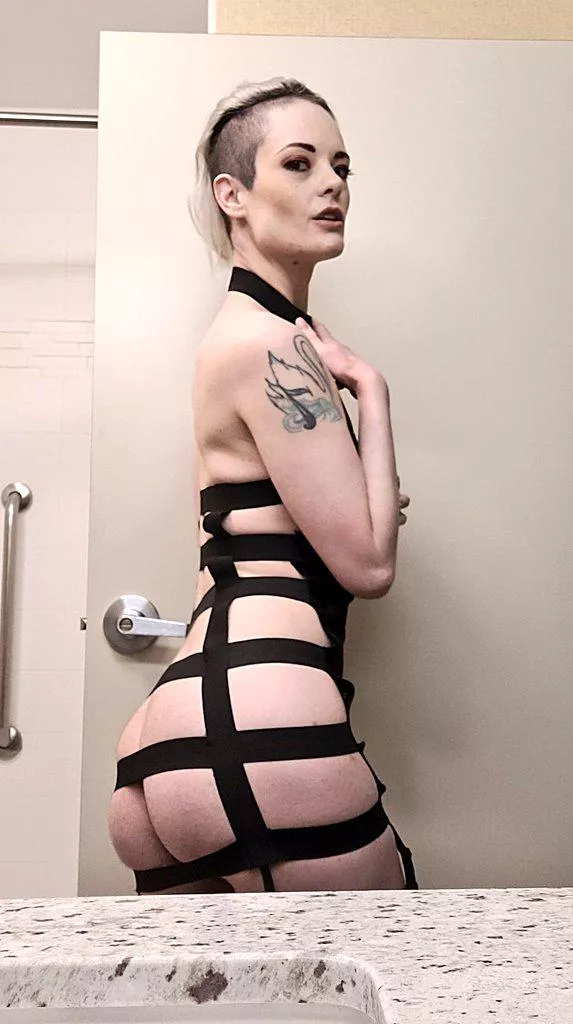 I shaved the sides of my head again!