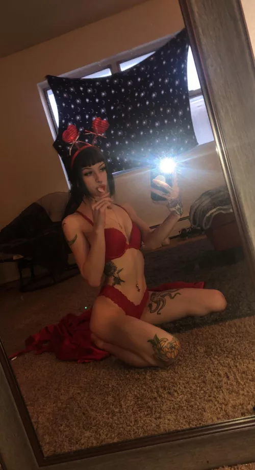 I spit all over this lollipop who wants it next