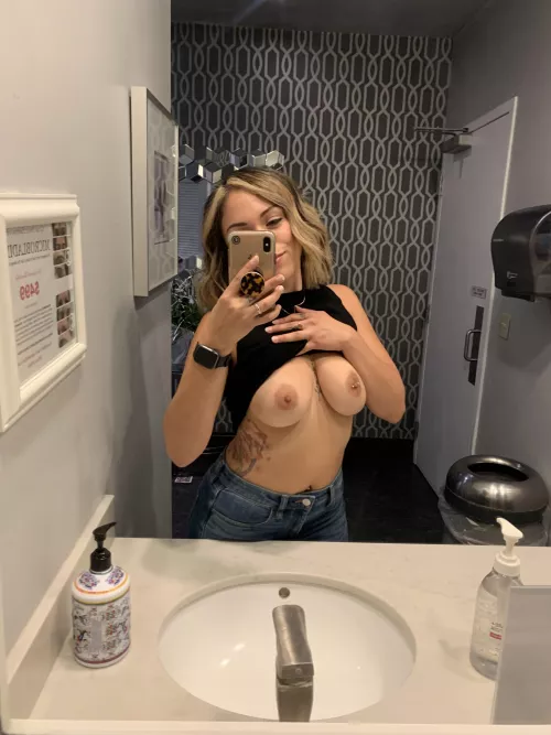 I take all my nudes in the bathroom that doesnβt lock ππ