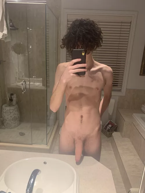 I thought i looked good in this picture