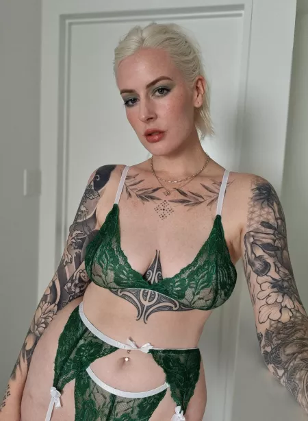 I thought the green looked pretty cute... πΏπ