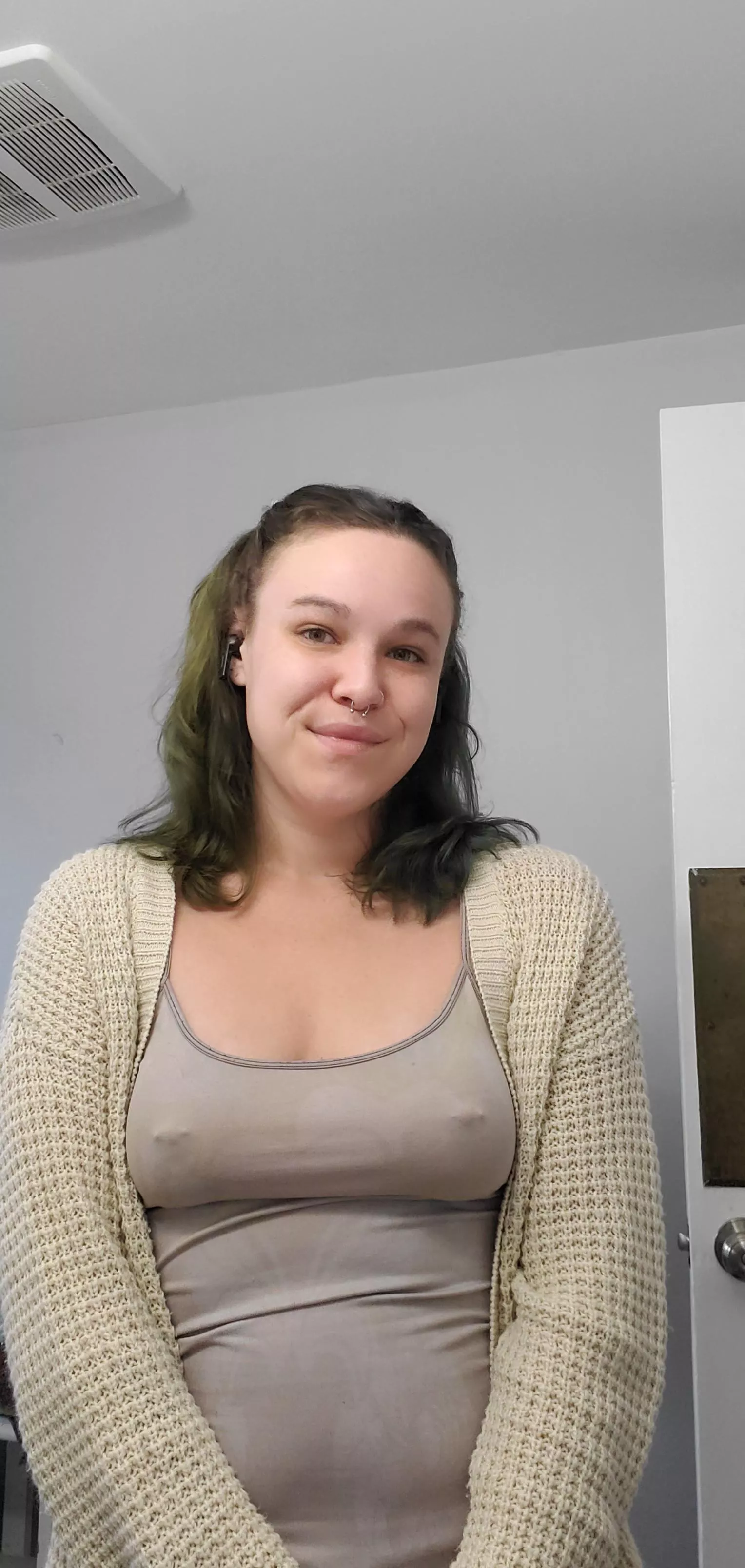 I thought you guys might like this shirt 😘