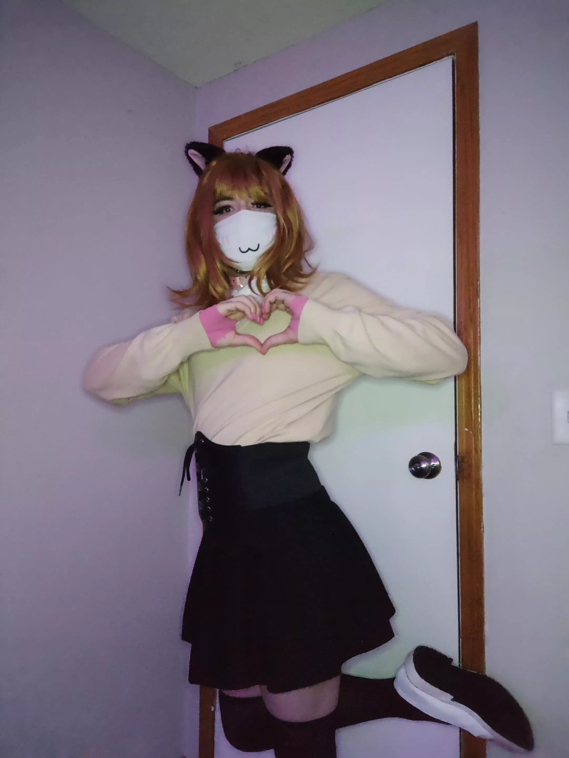 I threw together this outfit today, I really like how it came out!