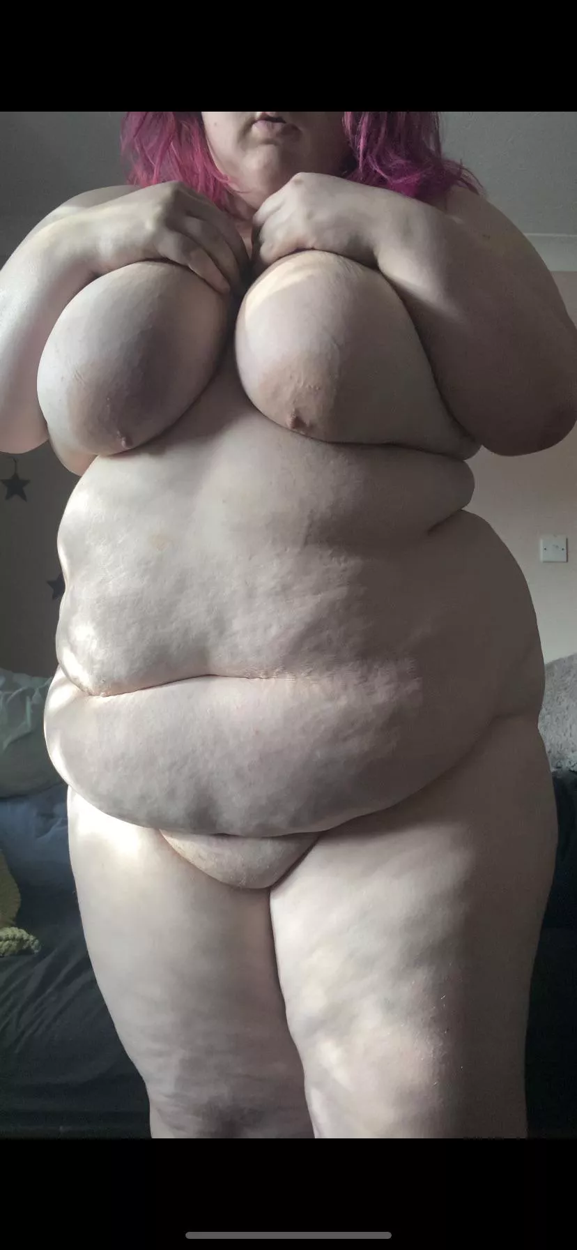 I took this earlier and omg I feel like a work of art