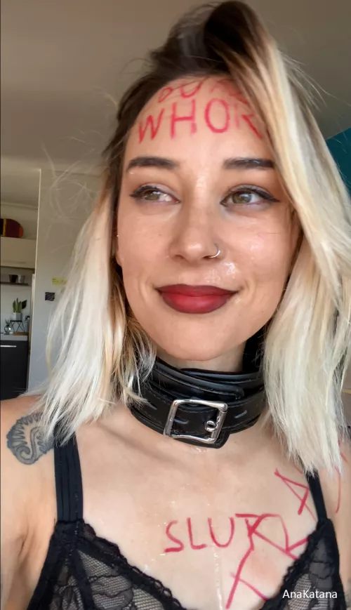 I used to be a woke feminist, and then I met my current owner. He says my transformation is complete and I'm finally ready to post in this sub. To start: a selfie.