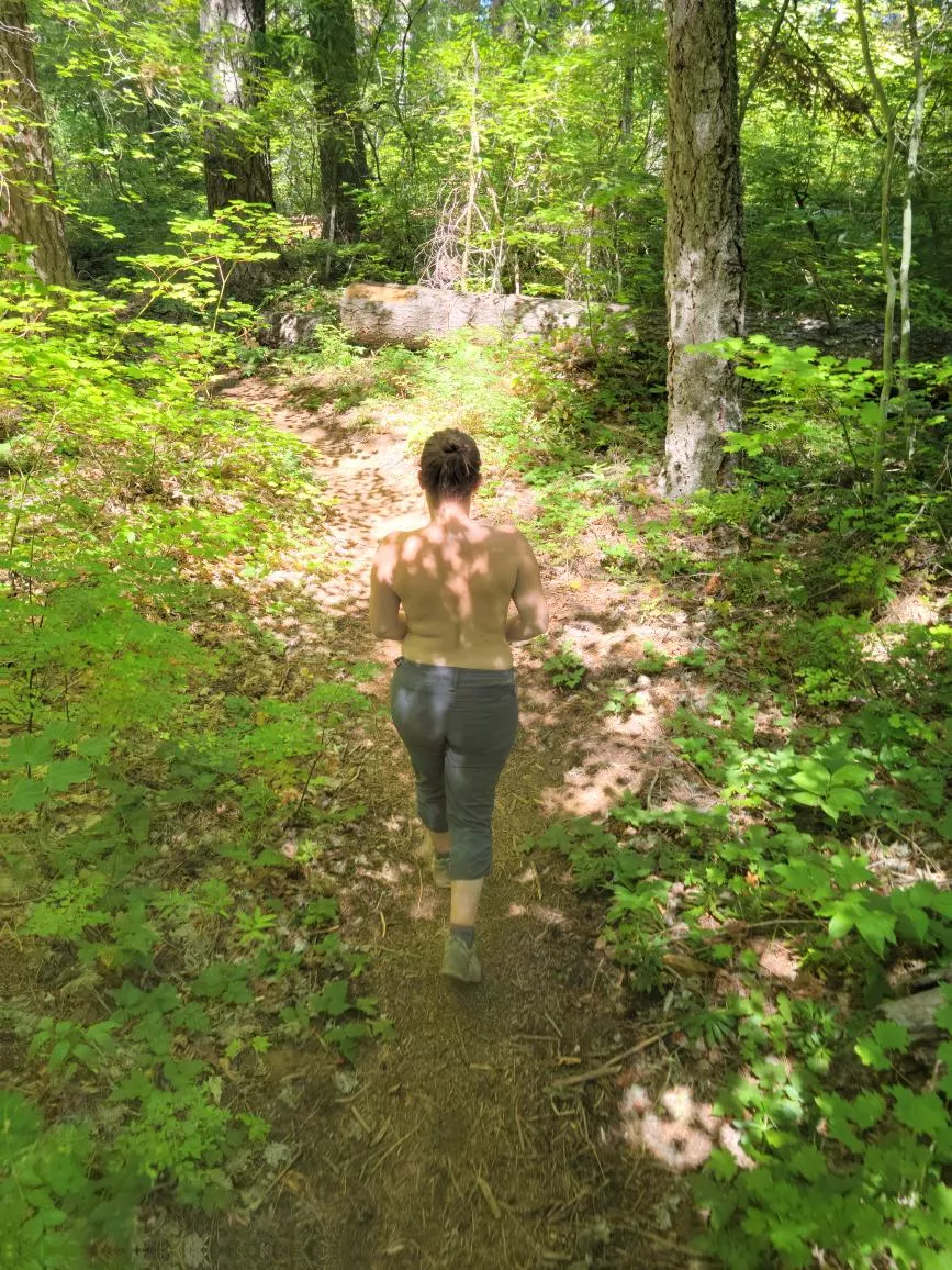 I usually like to stay behind my wife on the trail, but there's some good views on front as well I usually like to stay behind my wife on the trail, but there's some good views on front as well