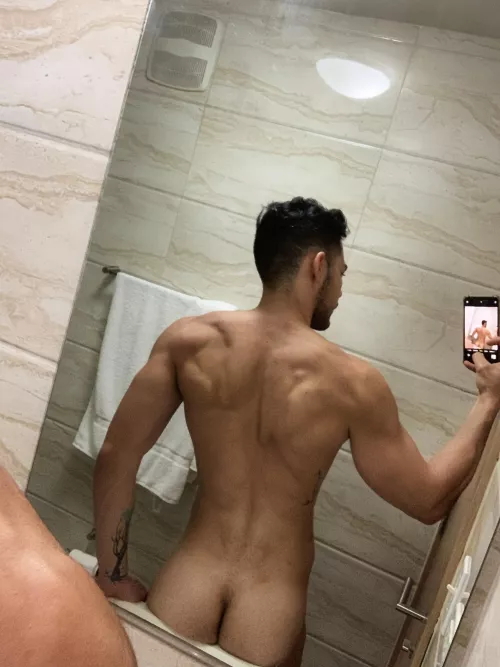 I wake up wanting to play with my ass π