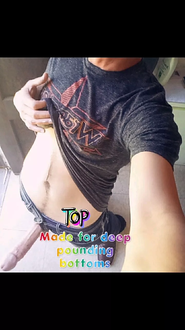 I wanna fuck hard and very deeply 😈