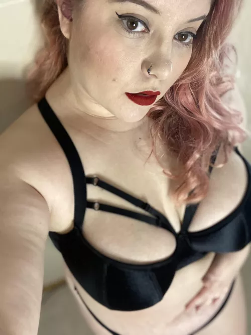 I wanna make you cum. Free Trial in my comments ⬇️🥵