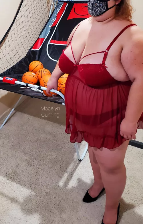 I wanna play with your balls 😉