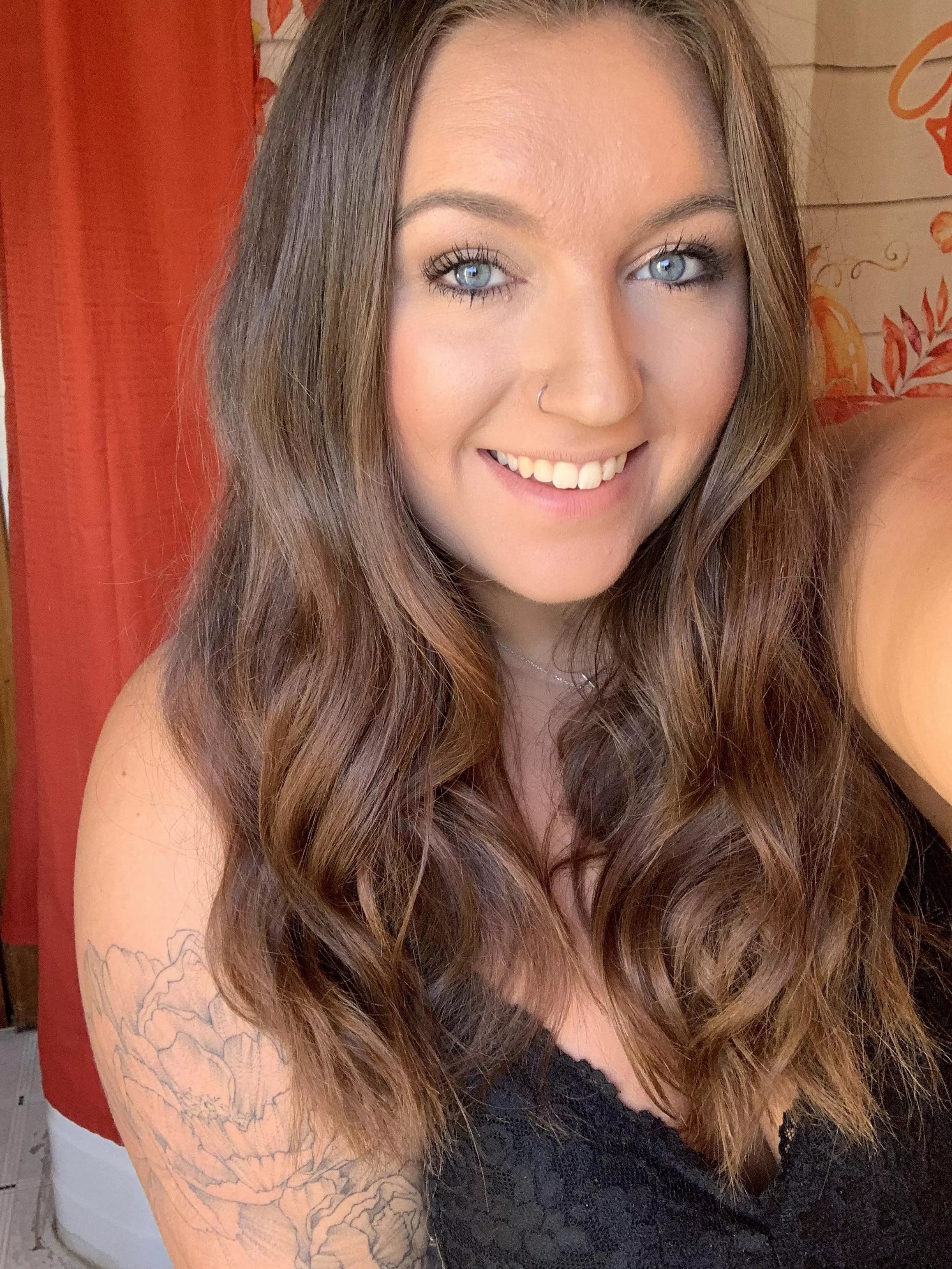 I wanna sit on someone’s face🤤