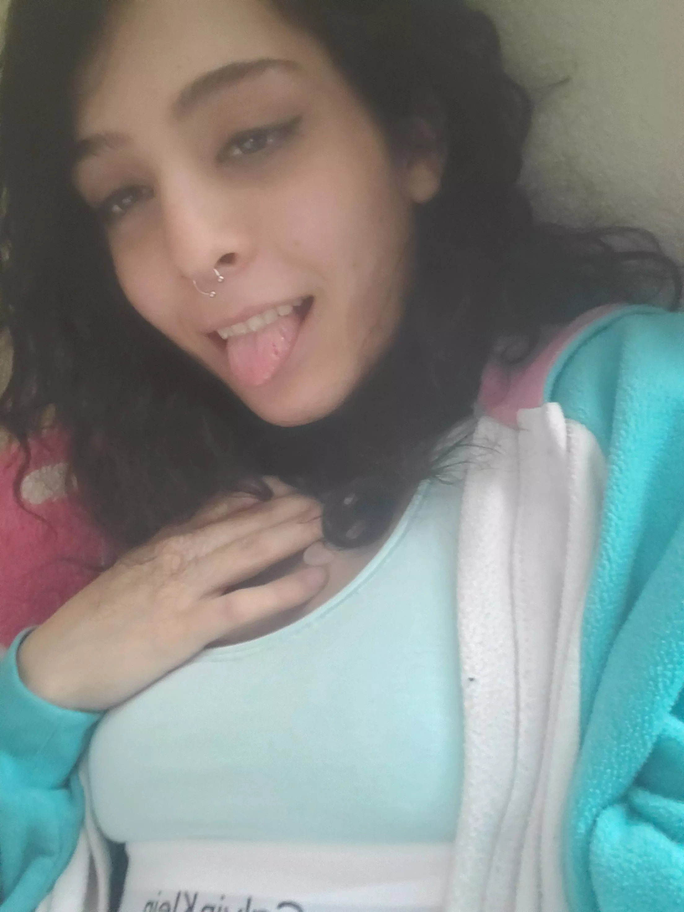 I want attention 😩