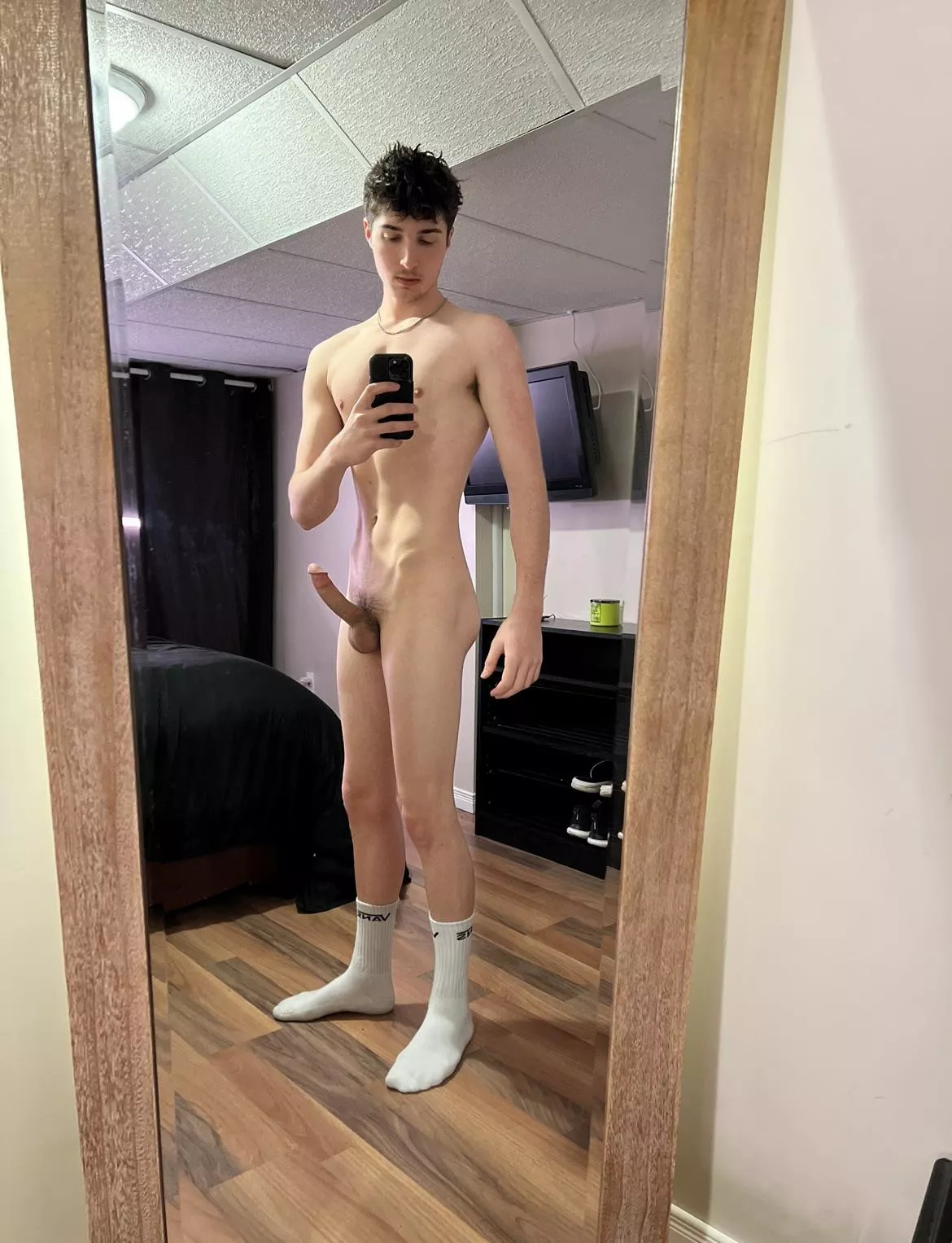 I want to be the reason you cum tonight