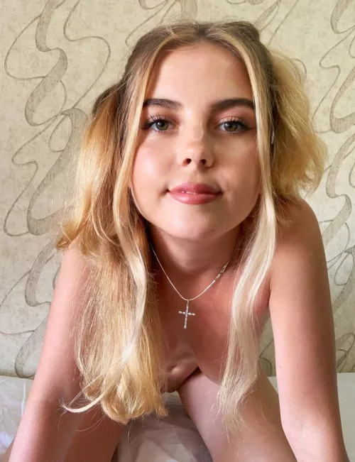 I want to be your fuckdoll for ever 😋