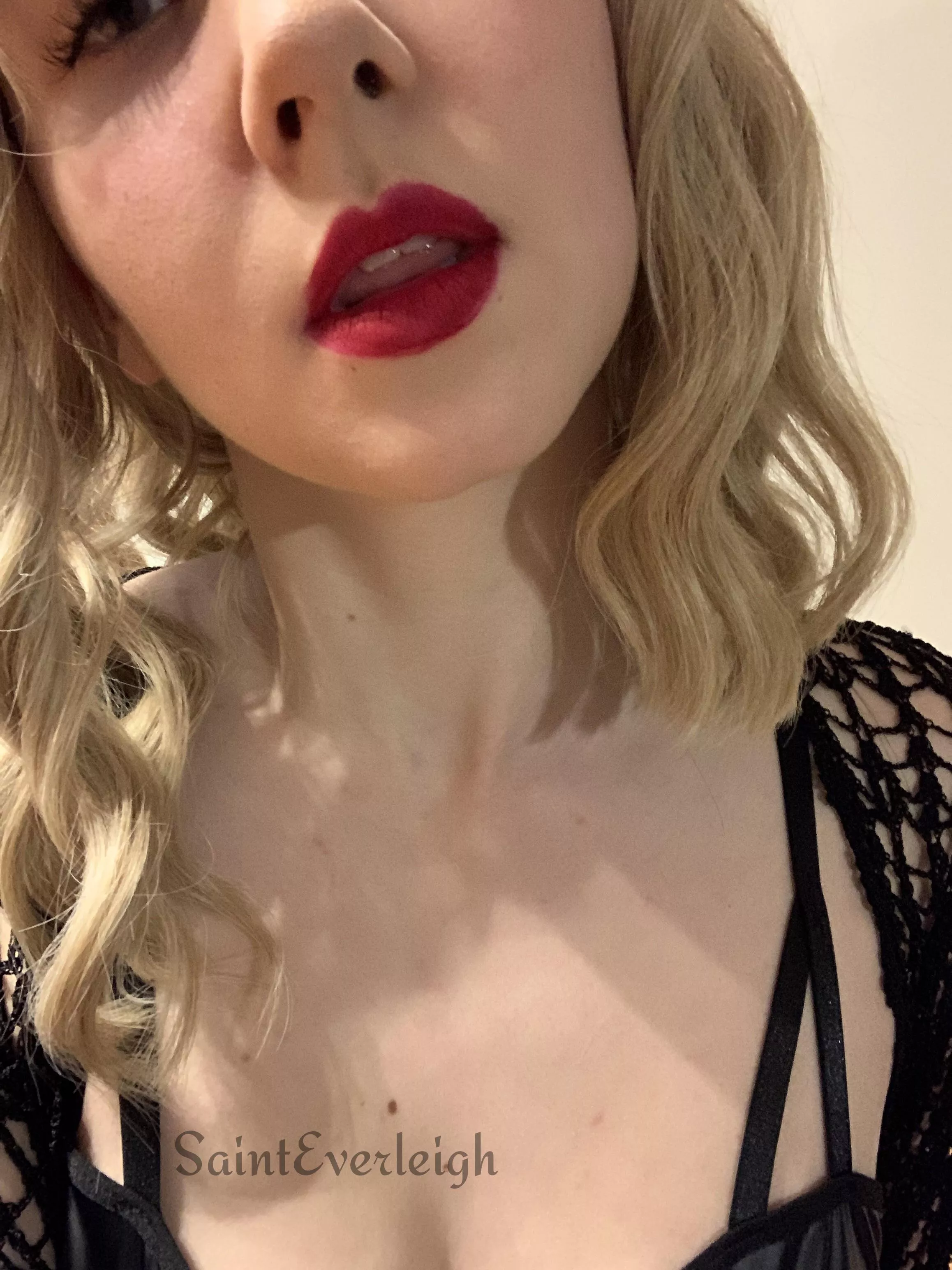 I want to hypnotize you with my red lips and turn you into a mindless slave