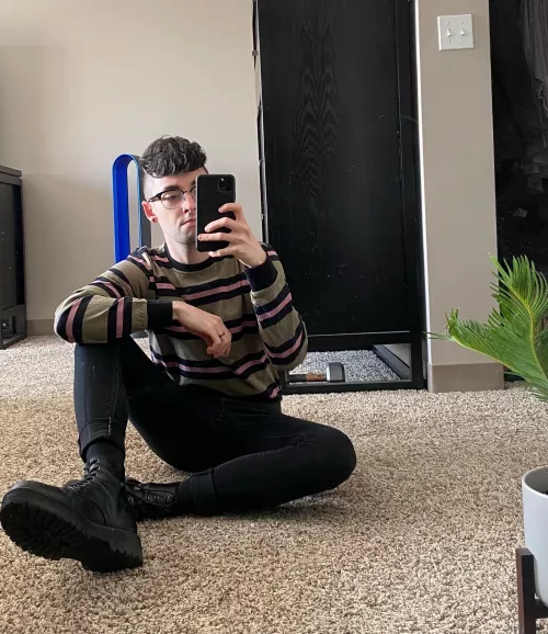 I want to play games but I also want to nap πͺ