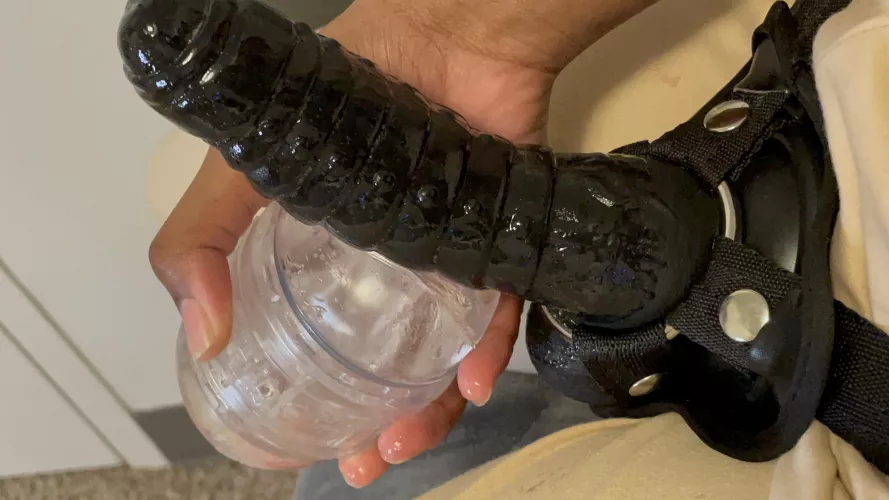 I want to ruin your ass and orgasm with this cock. [domme] is waiting. Get on your knees.