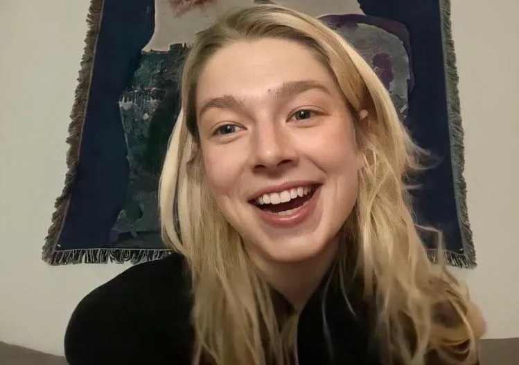 I want to share Hunter Schafer with a bud I want to share Hunter Schafer with a bud