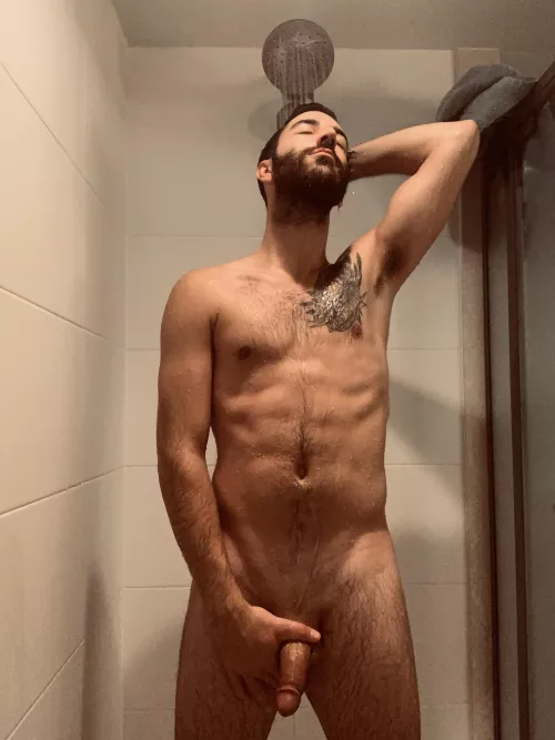 I want to take my other hand off, too. I need you to take over ๐