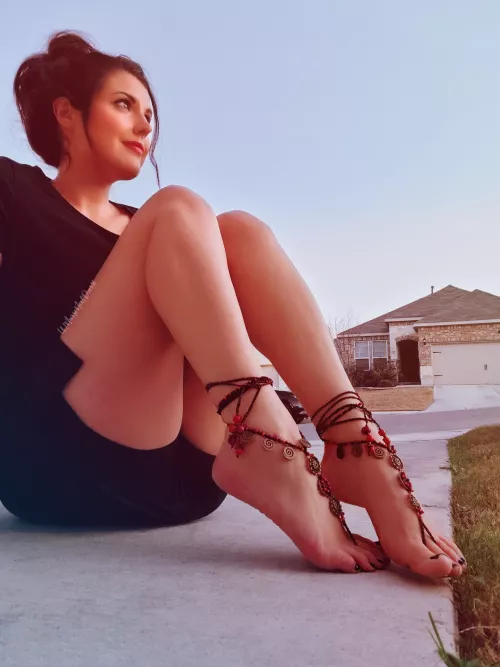 I want you thinking of my high arches and soft soles all day 😏 This is what is waiting for you at home...